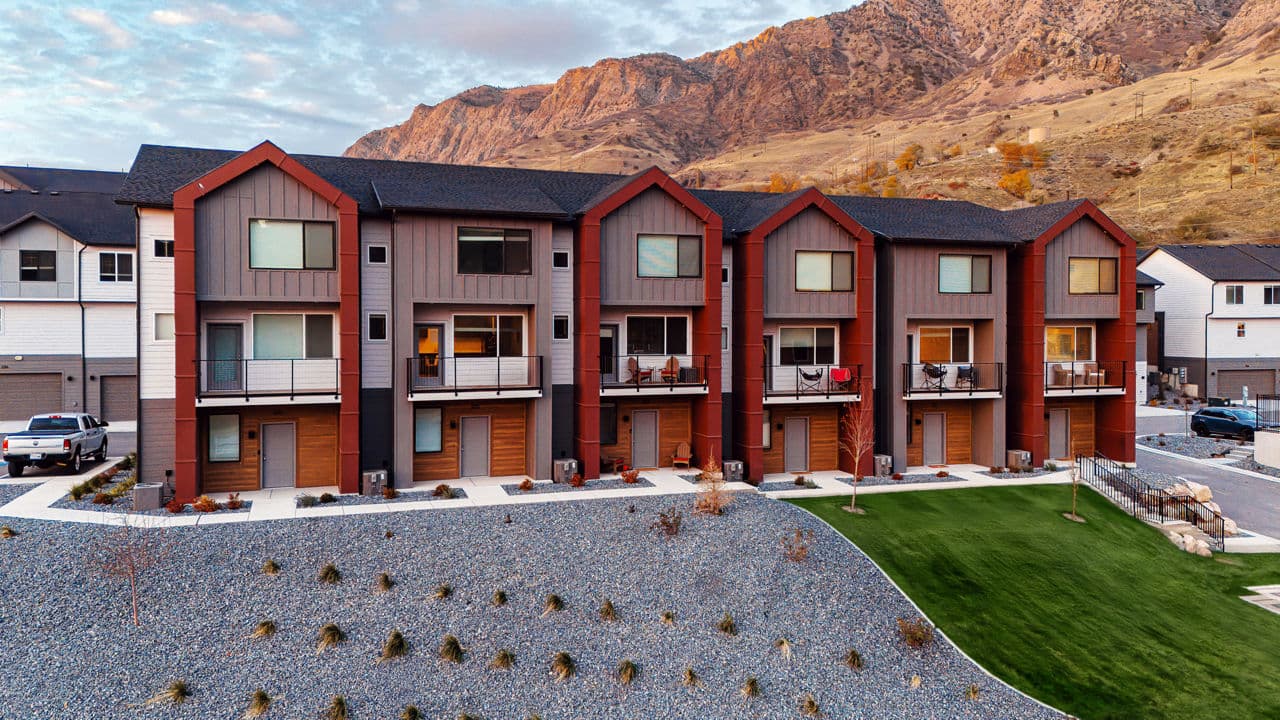 Enduro Townhomes Ogden Ut 2 of 23