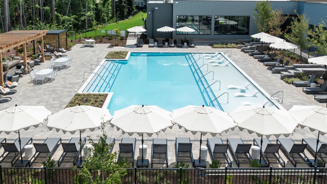 Solis Buffaloe Apartment Homes 1 of 8