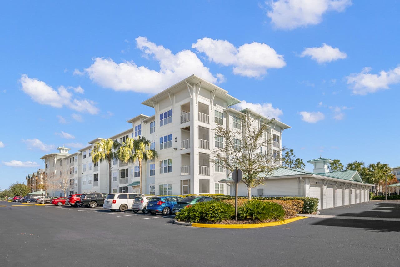 Avana Parkway 4 of 29