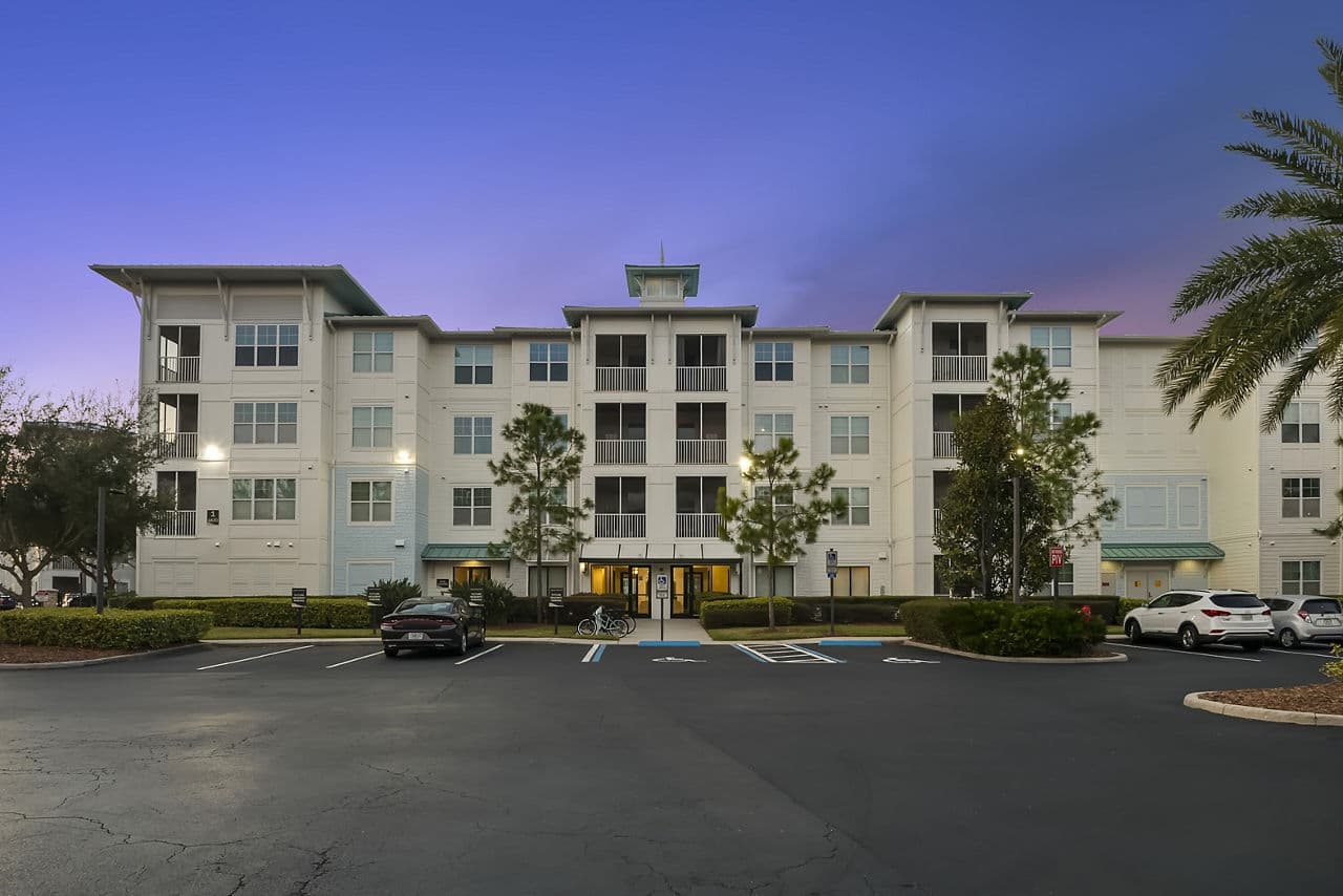 Avana Parkway 6 of 29