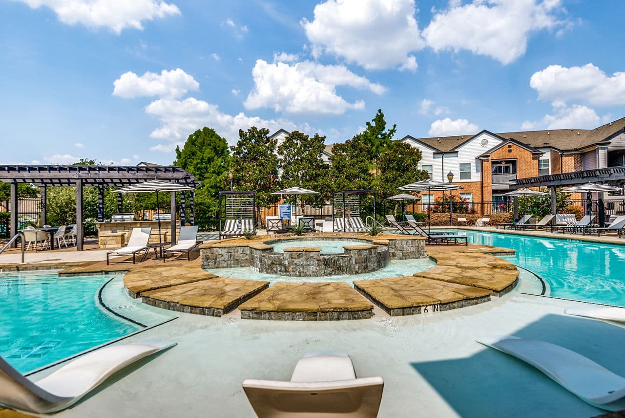 Vista 121 Lewisville Tx 1 of 28