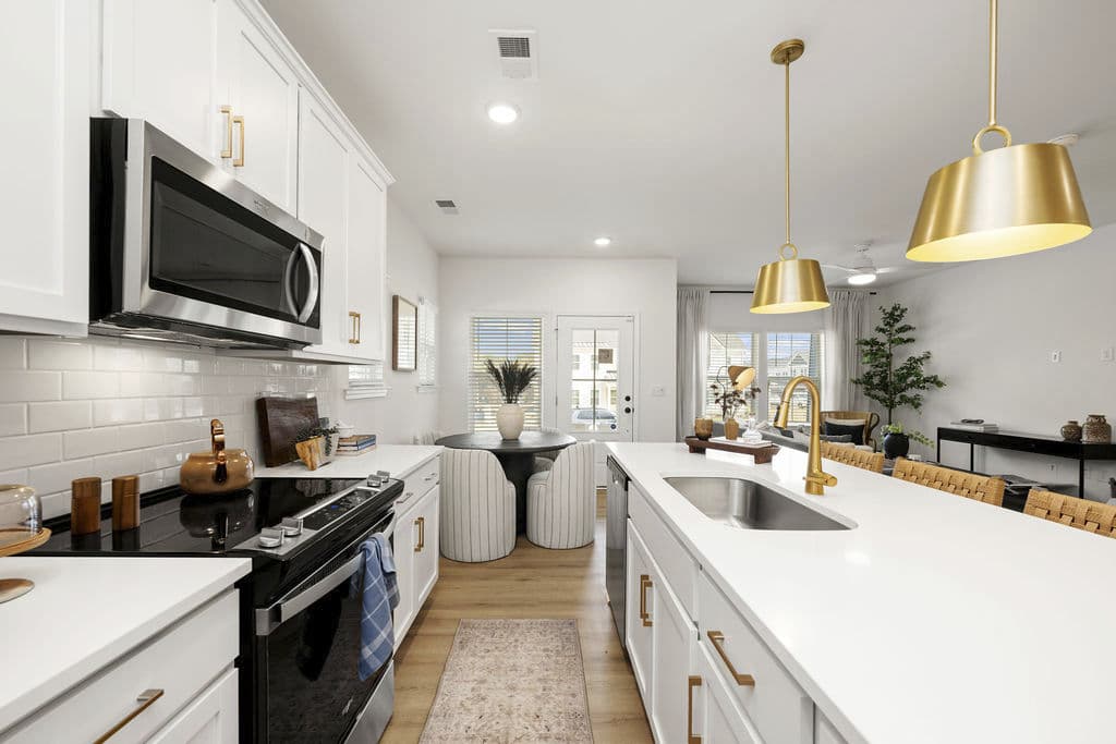 Marglyn Matthews Townhomes 8 of 22