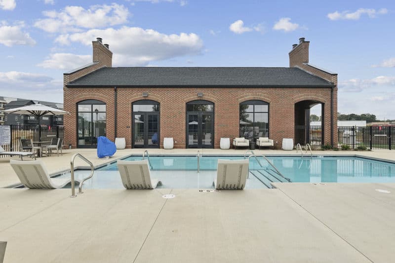 Sablewood Townhomes 1 of 8