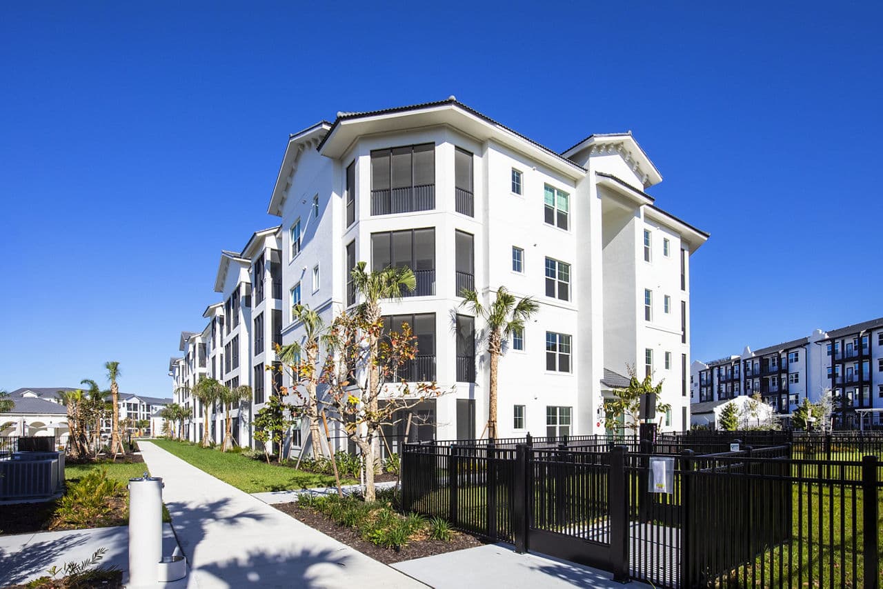 Fiori Apartments Naples Fl 2 of 28