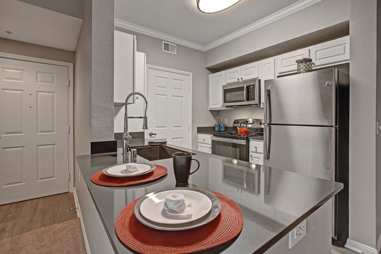 Broadleaf Apartments 22 of 30