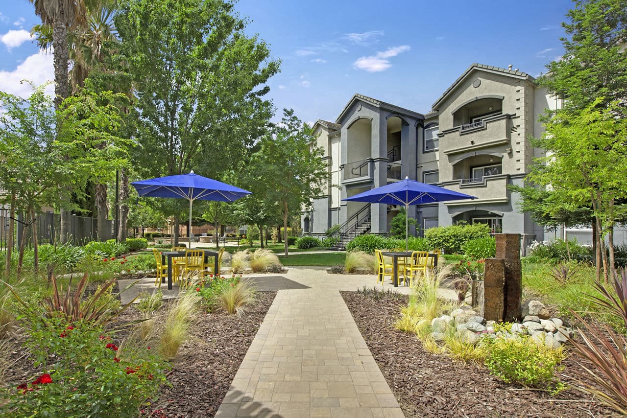 Broadleaf Apartments 14 of 30