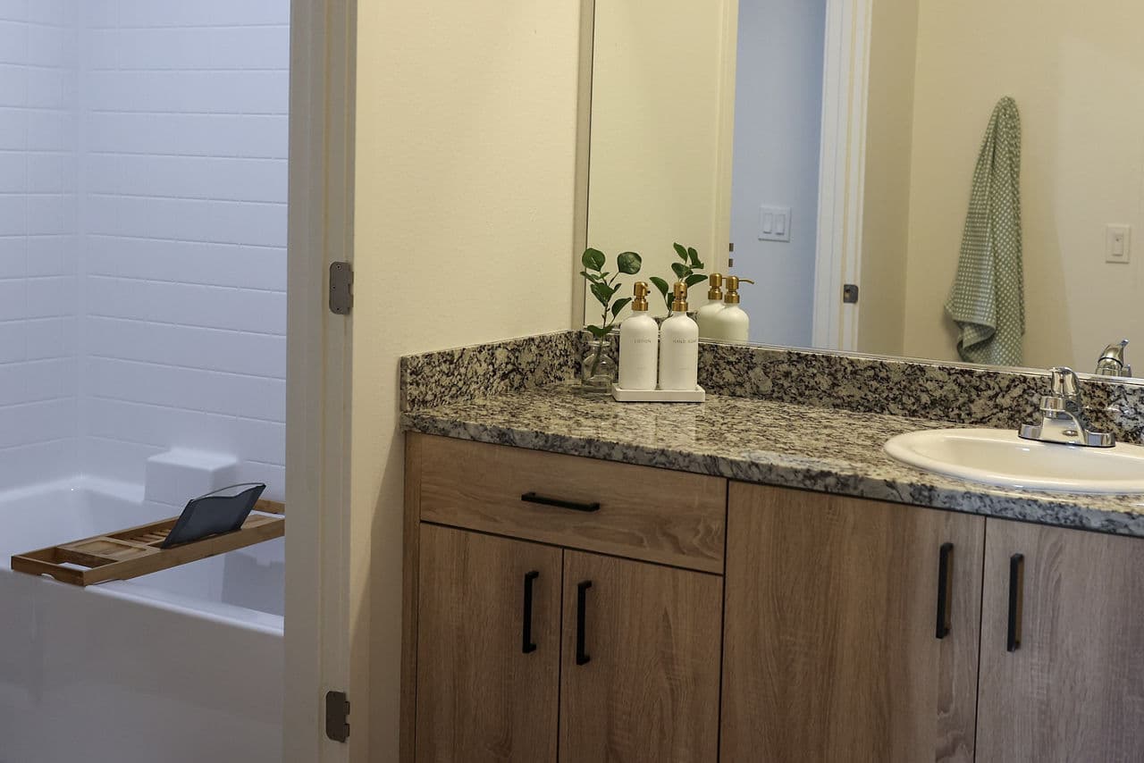 The Grove At Woodlake Apartments Sacramento Ca 20 of 20