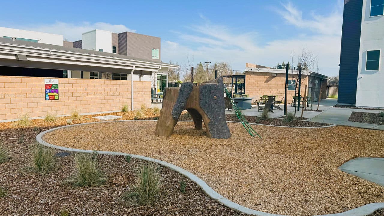 The Grove At Woodlake Apartments Sacramento Ca 12 of 20