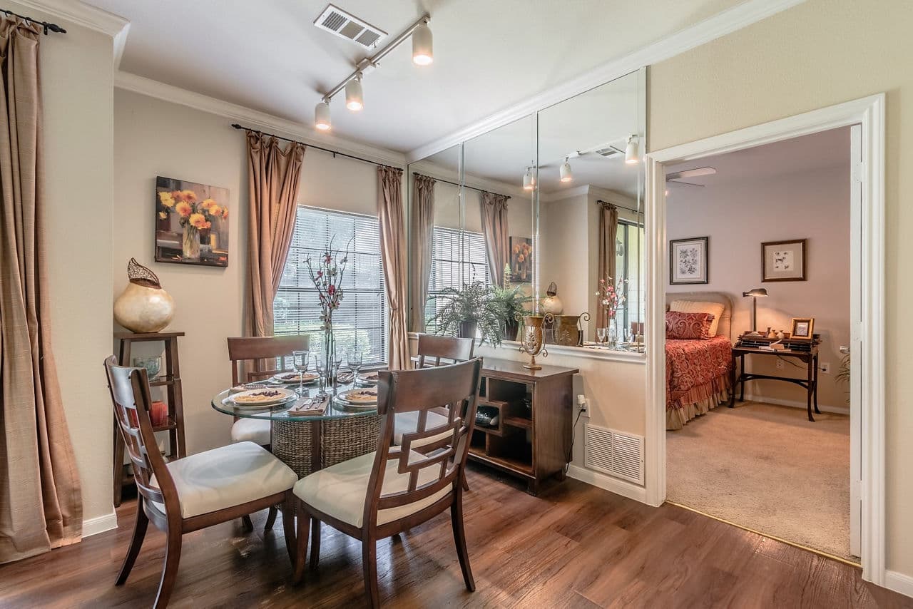 Grand Estates at Kessler Park 1 of 8