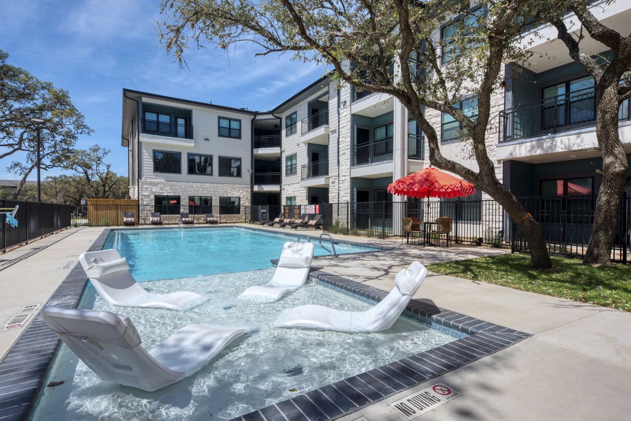 Lumen Residences San Antonio Tx 4 of 29