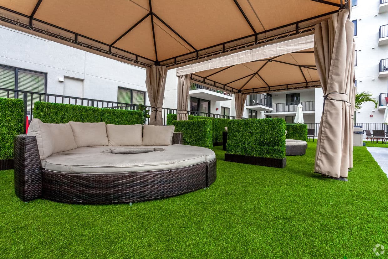 Solena West Miami West Miami Fl 19 of 29
