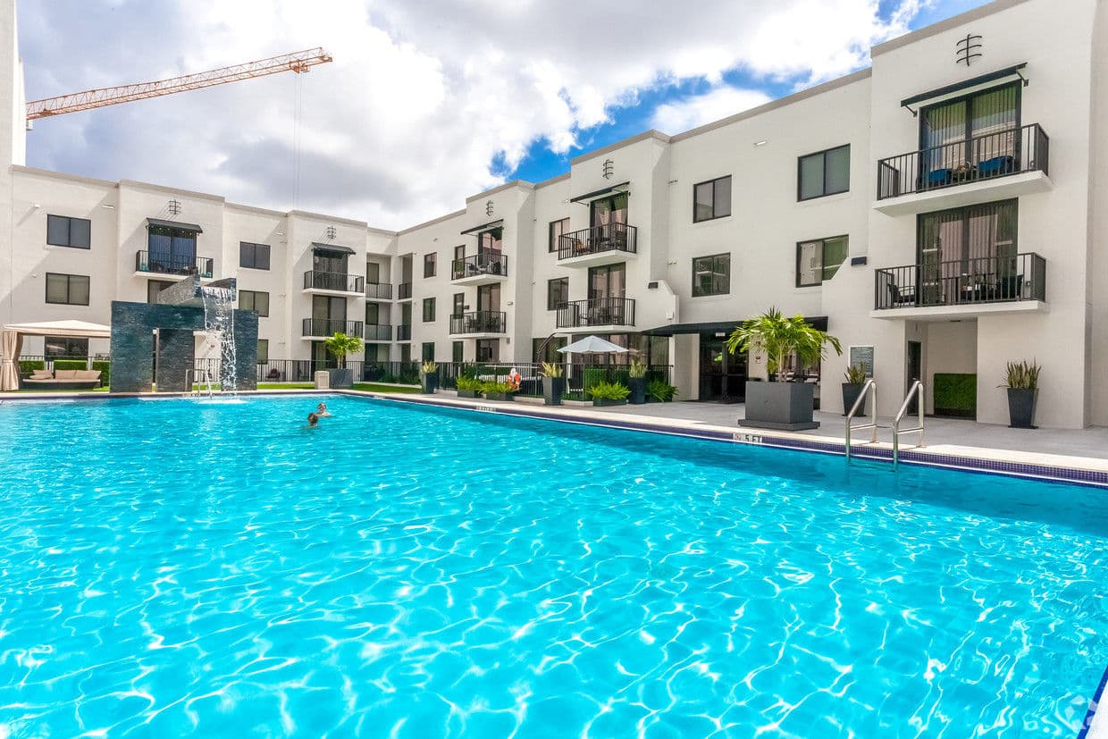 Solena West Miami West Miami Fl 4 of 29