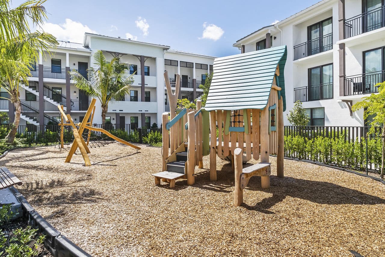 Pines Garden At City Center Pembroke Pines Fl 10 of 20