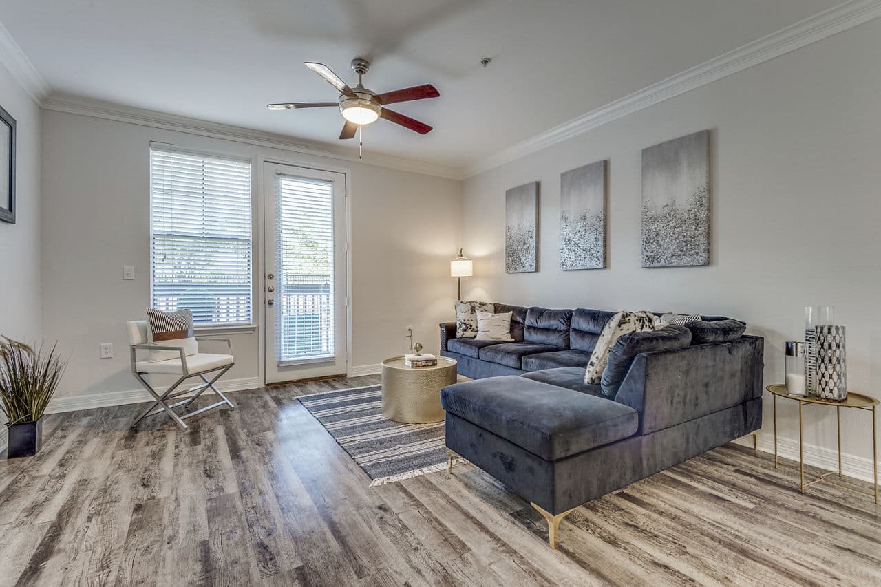 Portico Kirby Houston Tx 10 of 11