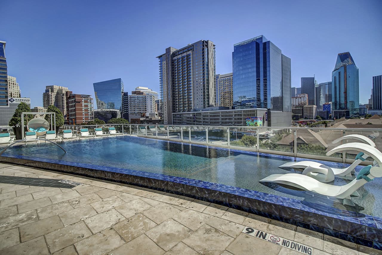 Cirque Residences 1 of 16