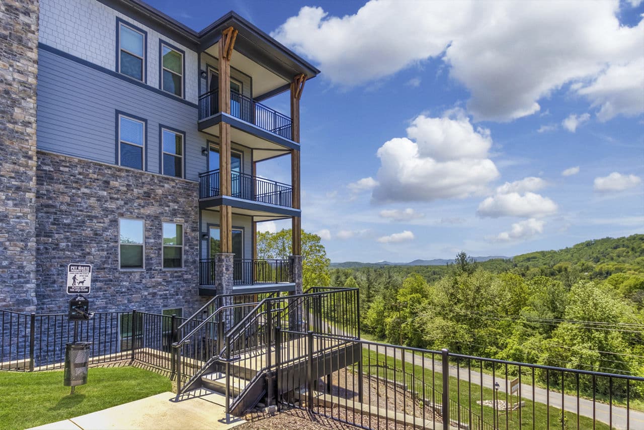 Enclave Piney Mountain 3 of 30