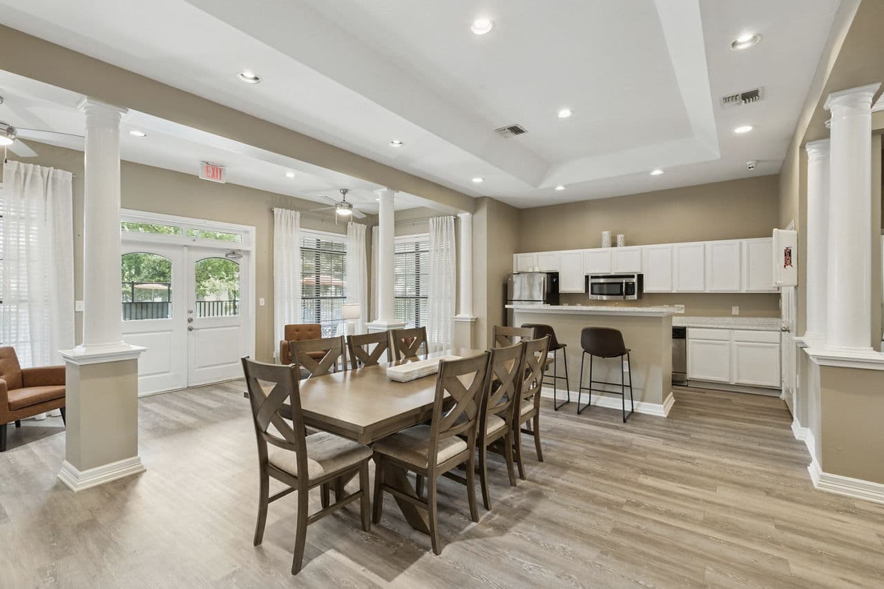 Lakeshore Villas Humble Tx 4 of 23