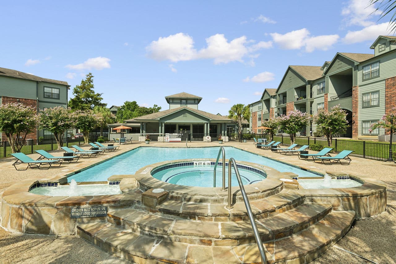 Lakeshore Villas Humble Tx 1 of 23