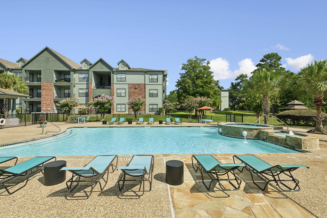 Lakeshore Villas Humble Tx 2 of 23