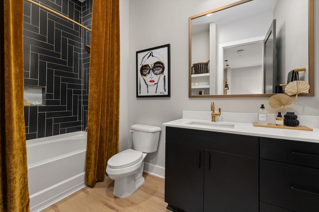 Emorie Apartments And Townhomes Cary Nc 27 of 28