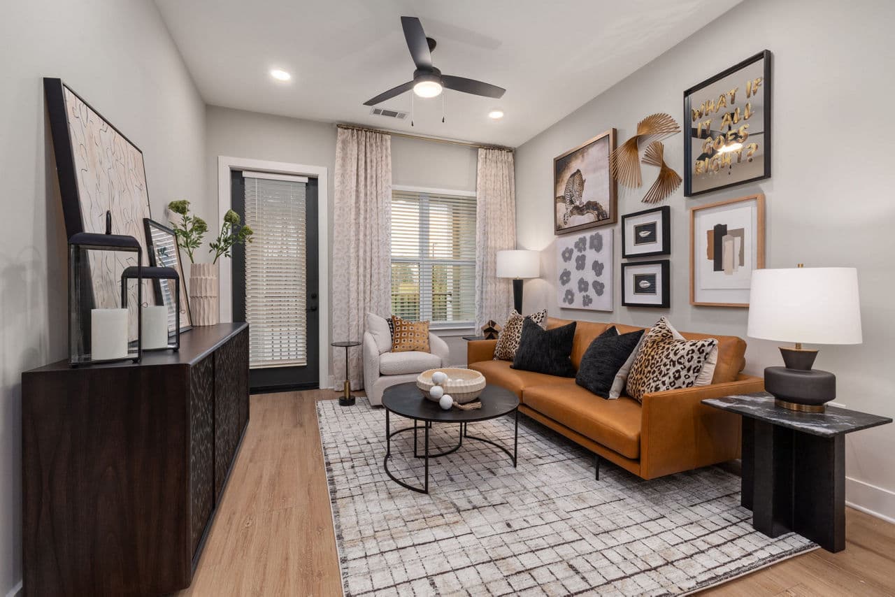 Emorie Apartments And Townhomes Cary Nc 1 of 28
