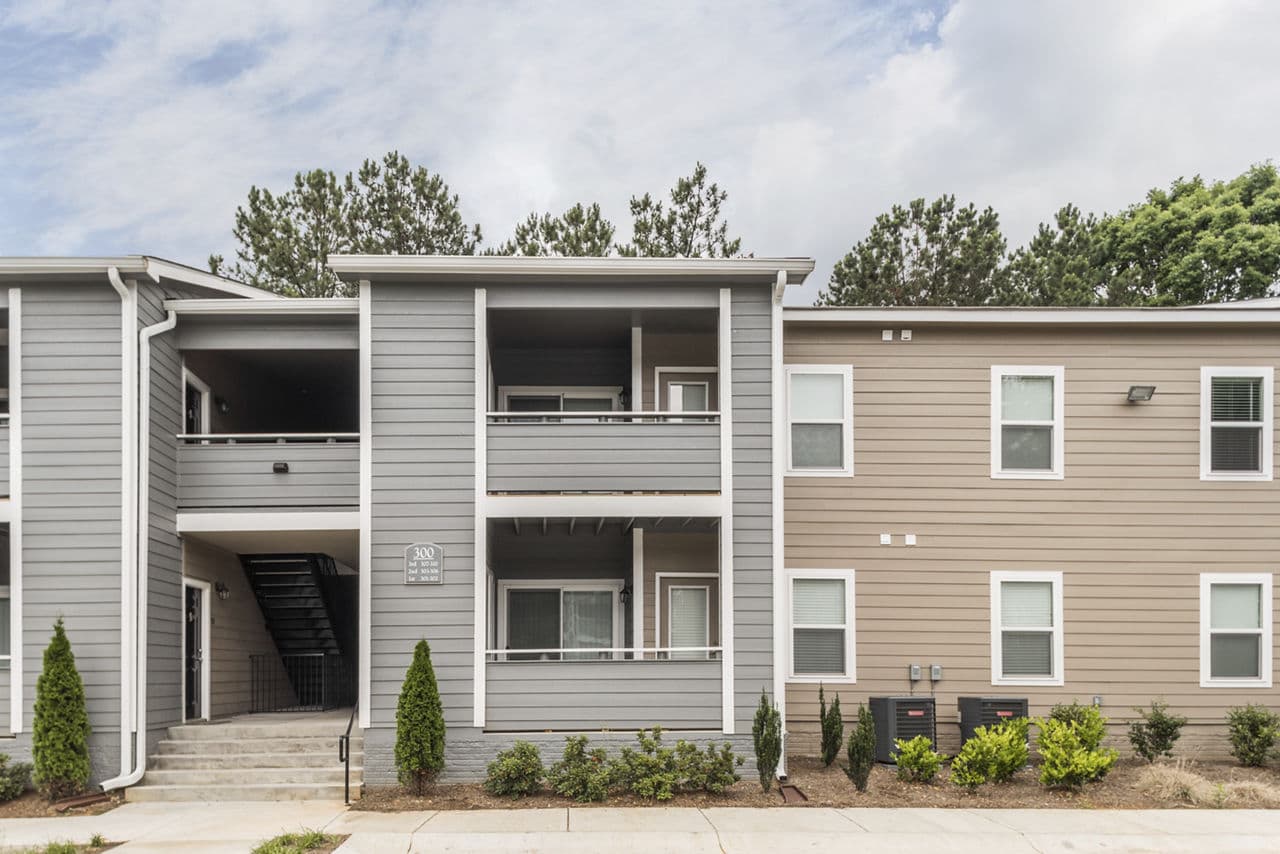 Crestmont Apartments 4 of 29