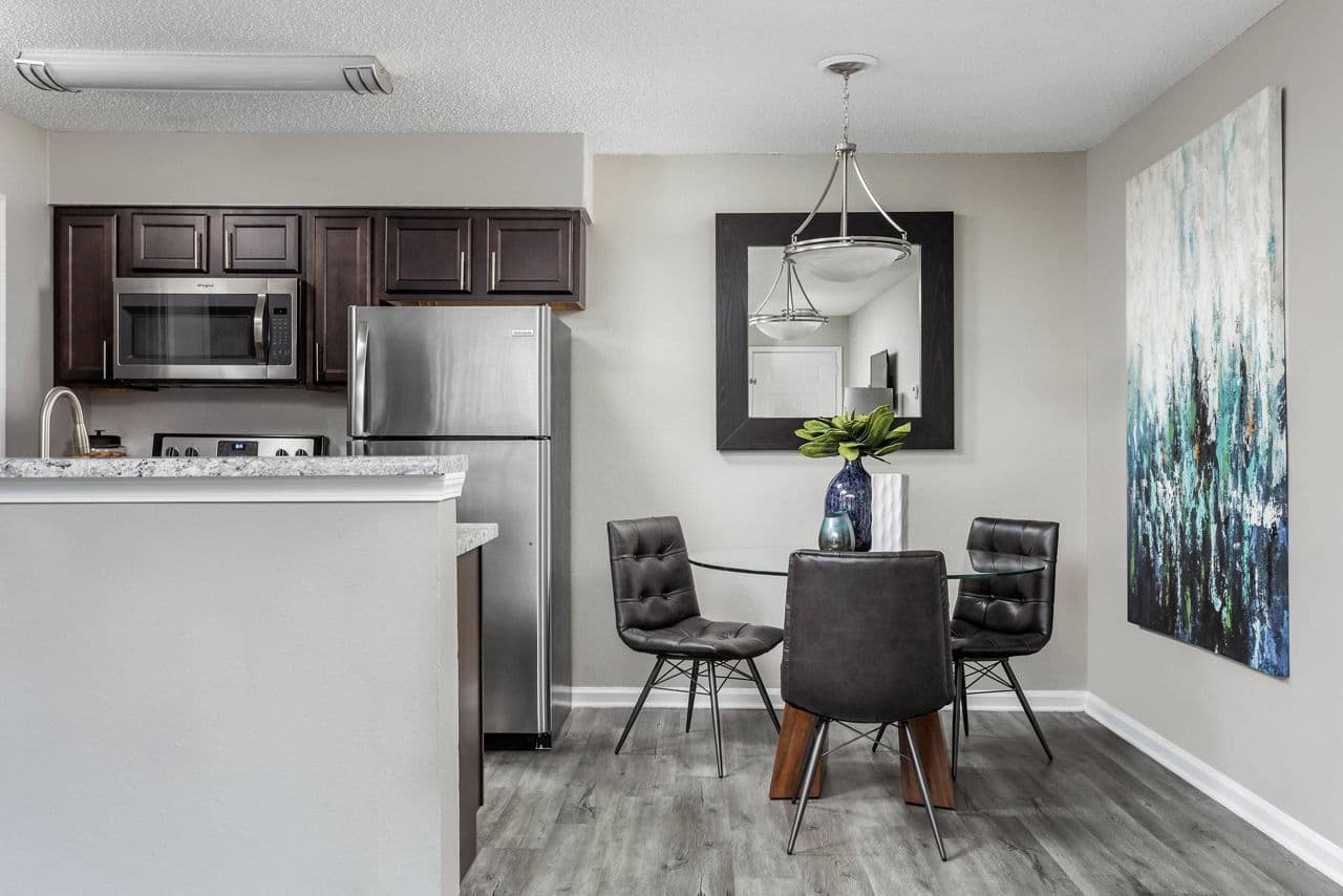 Crestmont Apartments 25 of 29