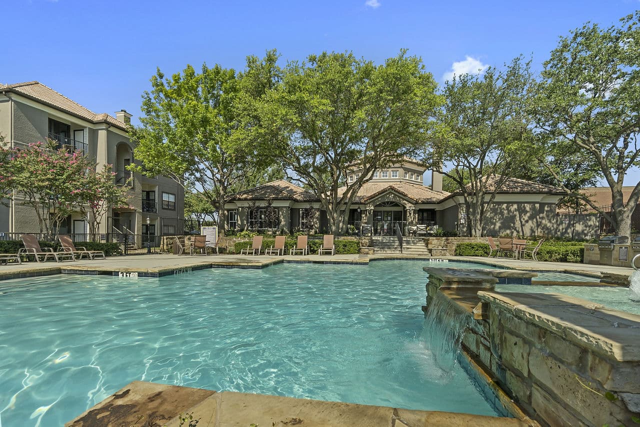 The Lyndon 4 of 16