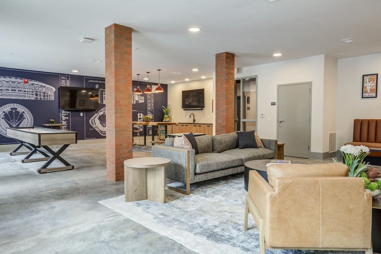 11Th Spruce St Louis Mo 1 of 21