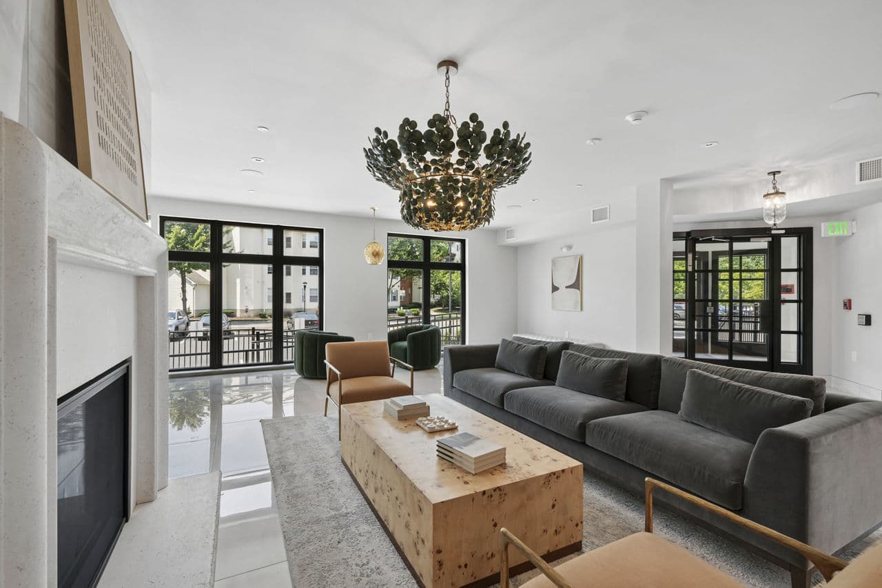 Berkeley House 1 of 8