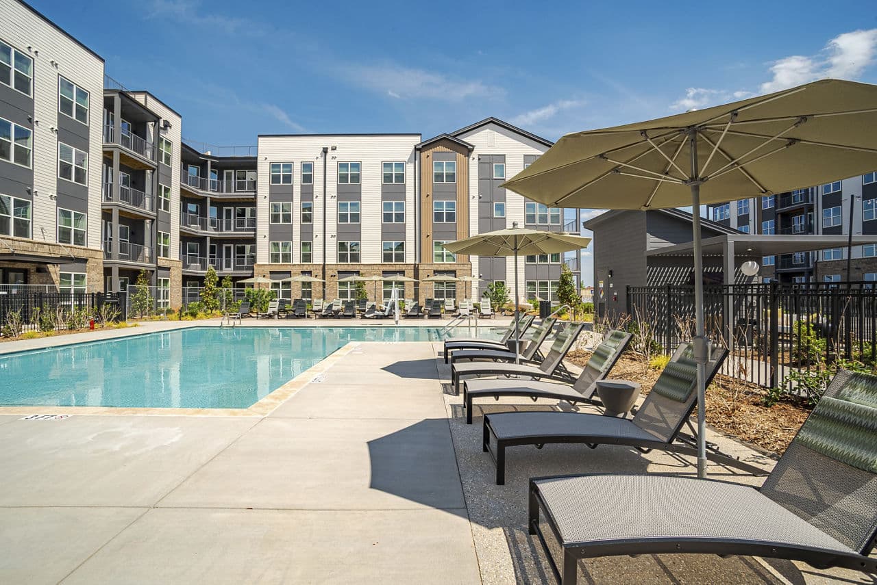 Alexan Overlook Apartments 4 of 8