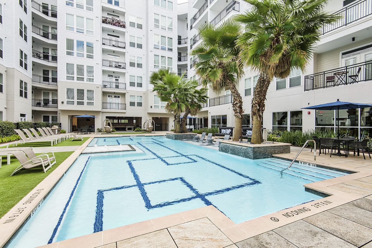611 Shepherd Houston Tx 6 of 13