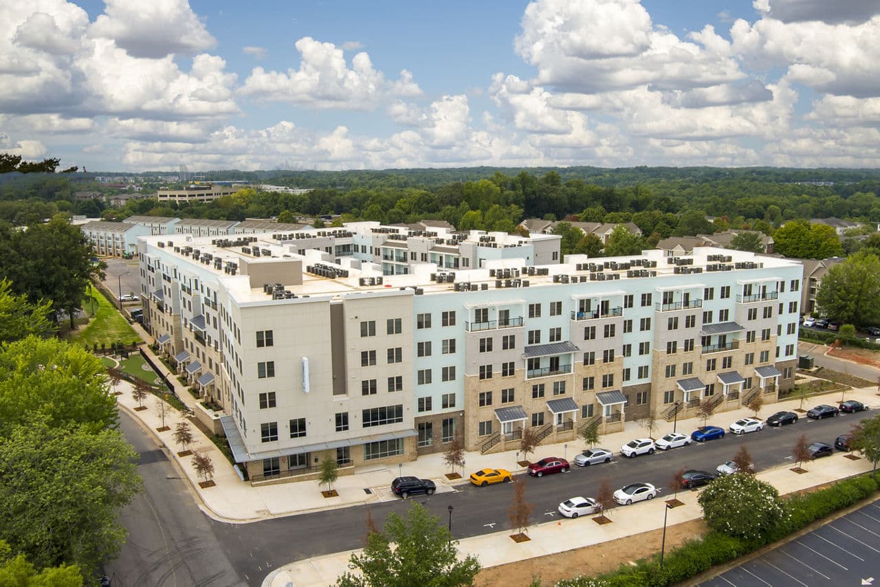 Mason Apartments and Townhomes 2 of 8