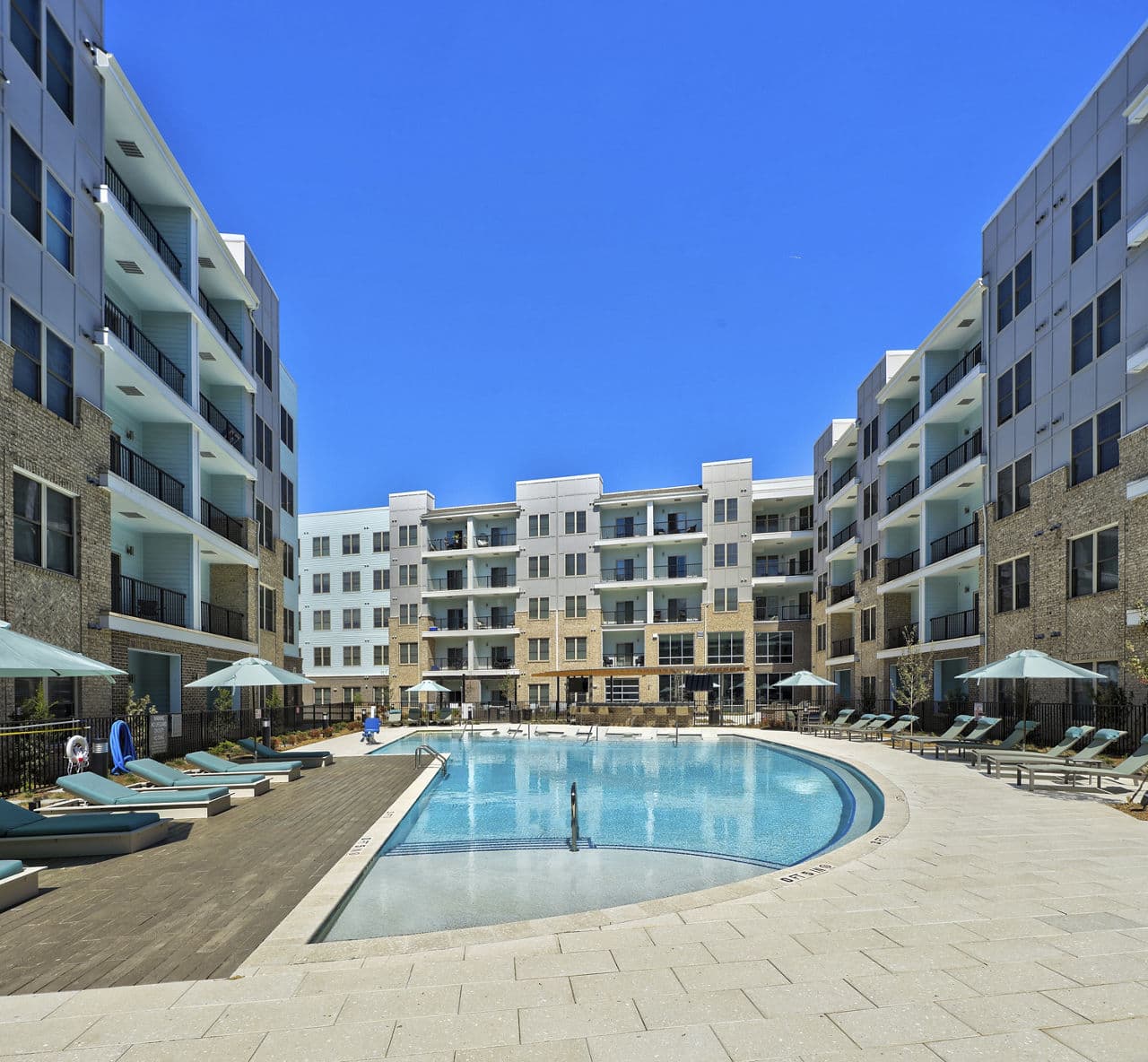 Mason Apartments and Townhomes 3 of 8