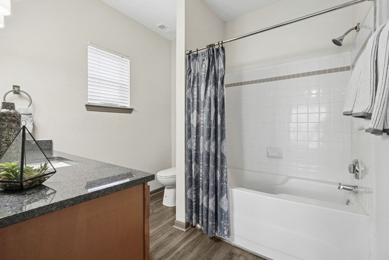 Presley Oaks Apartments 27 of 27