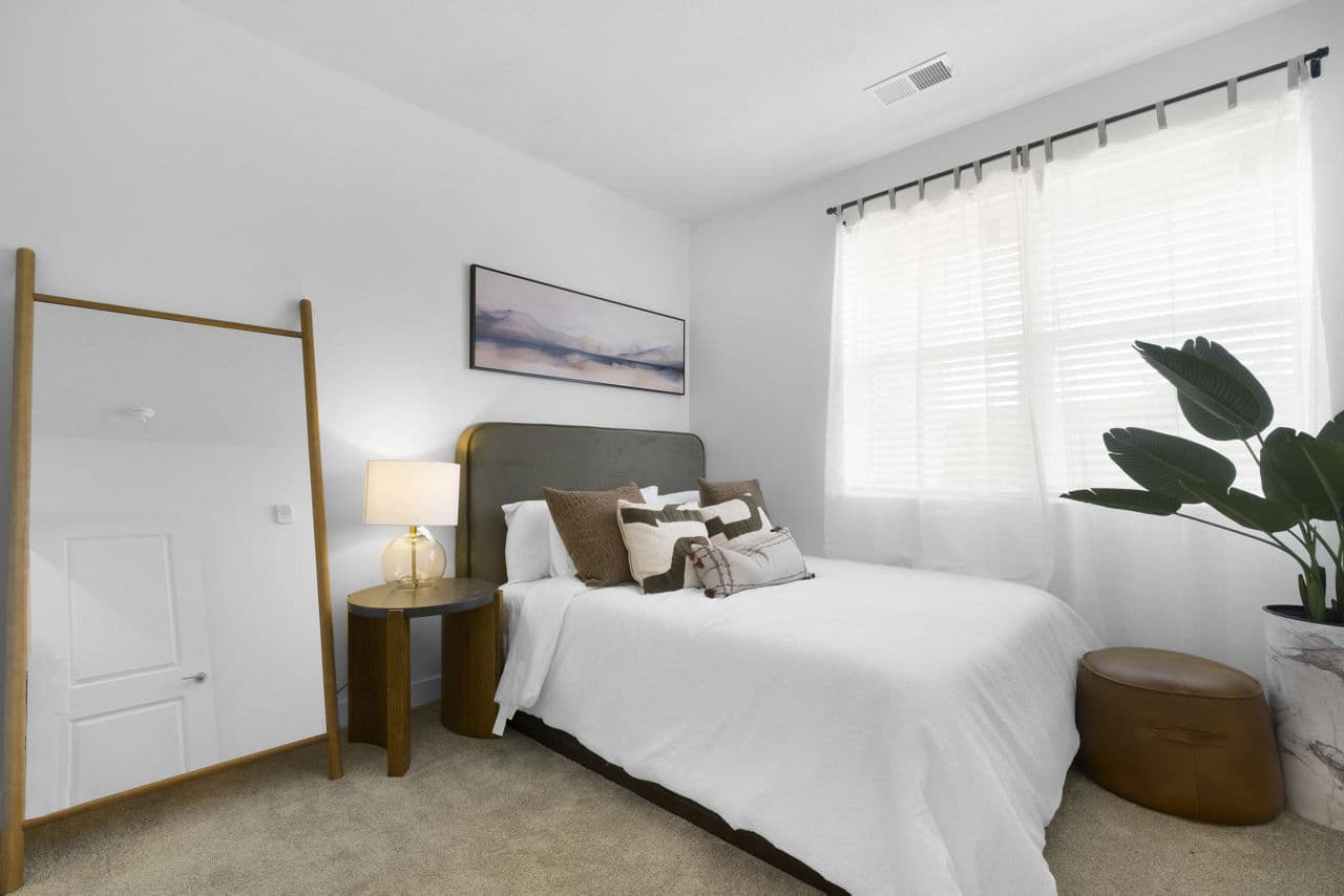 The Henley Apartments 26 of 30