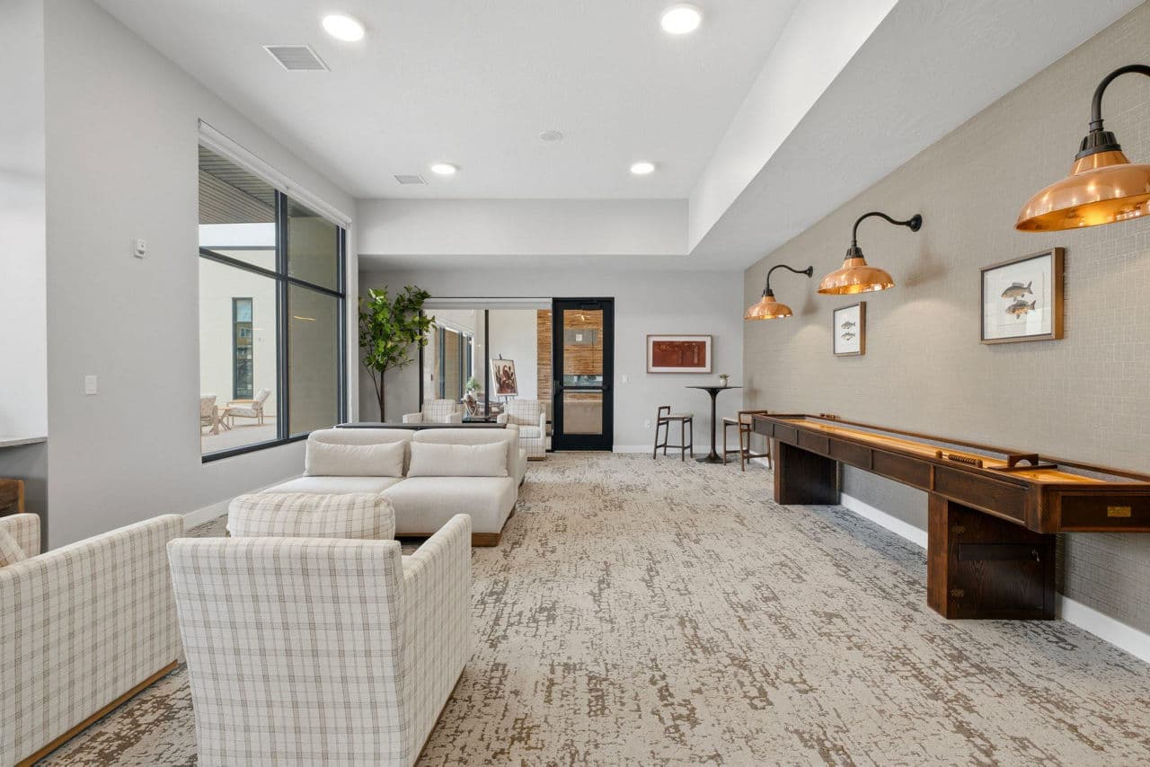 The Henley Apartments 9 of 30