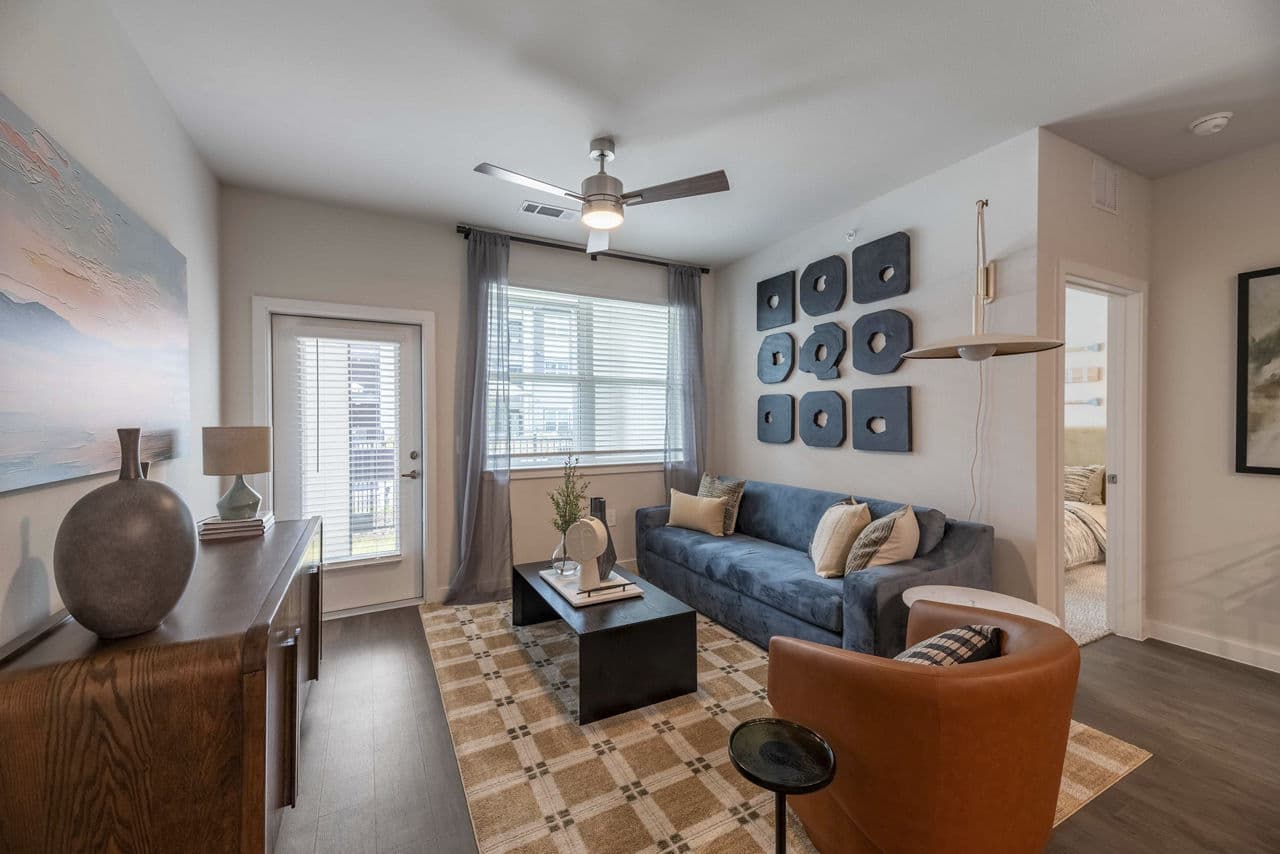 Ascend At 720 Cross Roads Tx 18 of 24