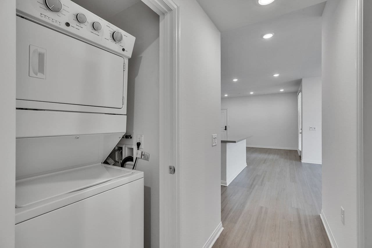 The Hawthorne Apartments 16 of 19