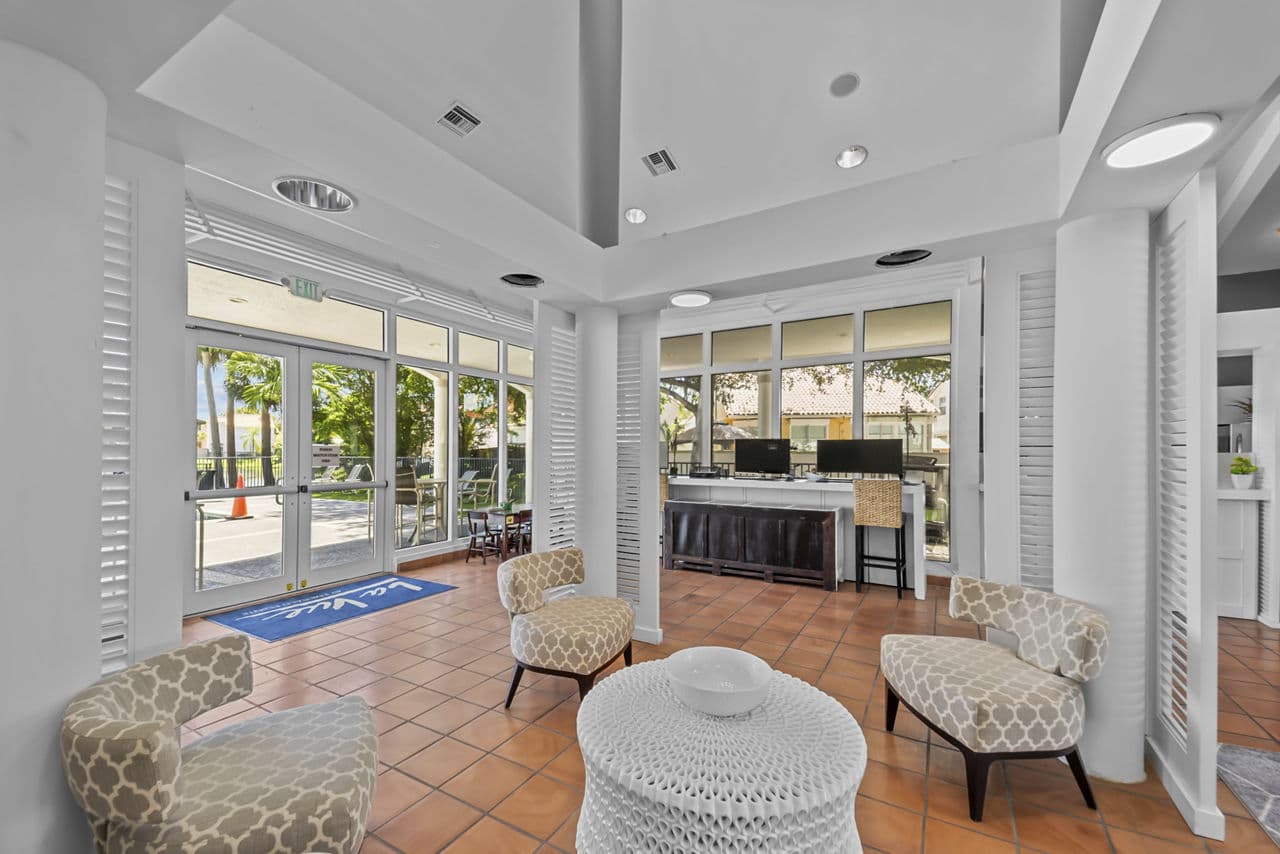 La Vue At Emerald Pointe Hollywood Fl 10 of 30