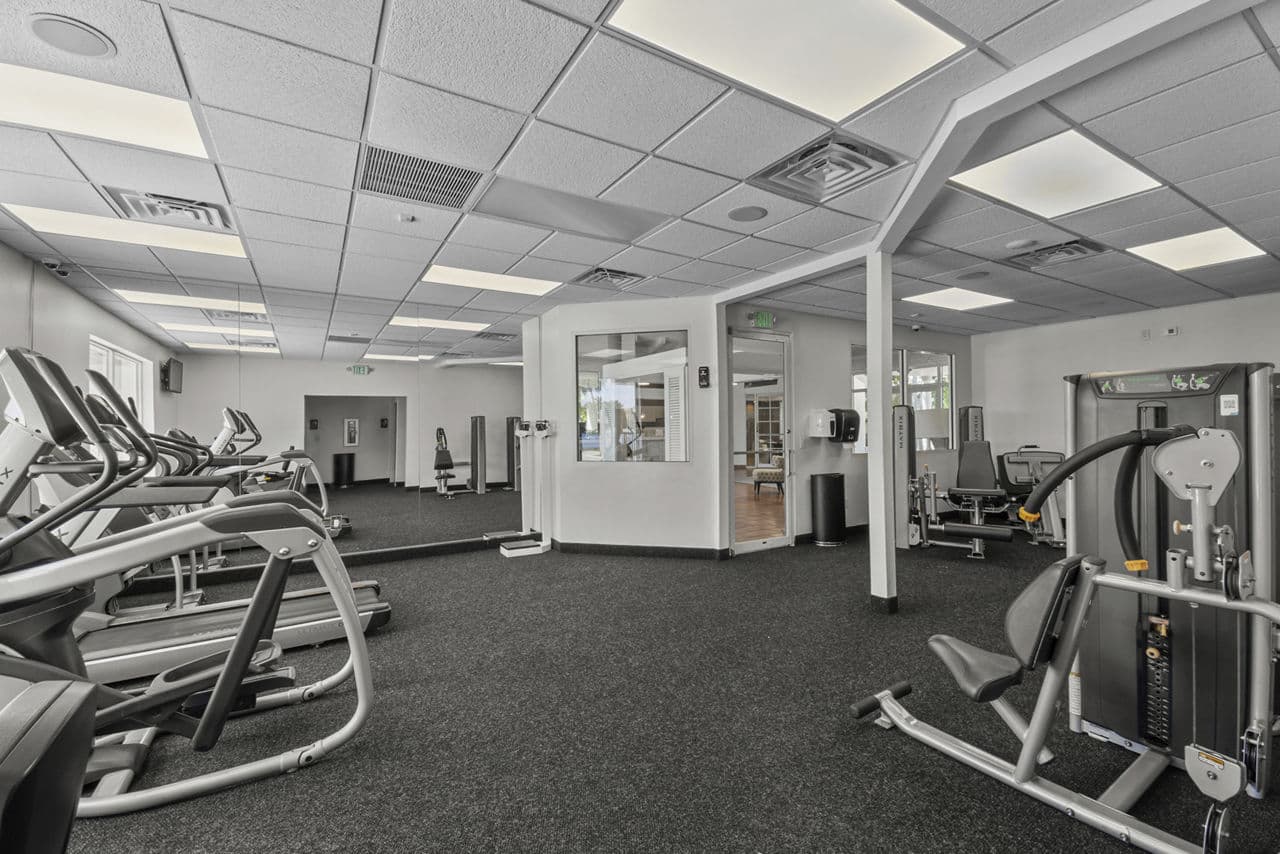 La Vue At Emerald Pointe Hollywood Fl 15 of 30