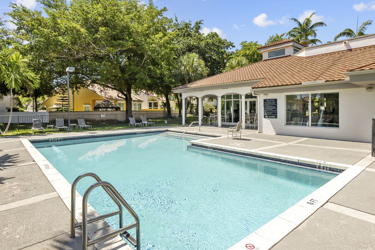 La Vue At Emerald Pointe Hollywood Fl 7 of 30