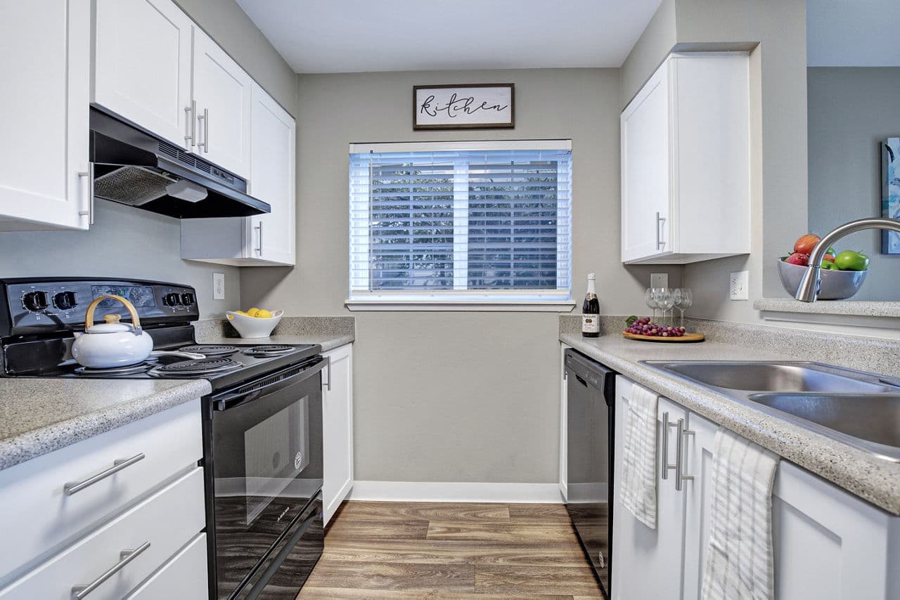 Beaumont Grand Apartment Homes Lakewood Wa 19 of 28