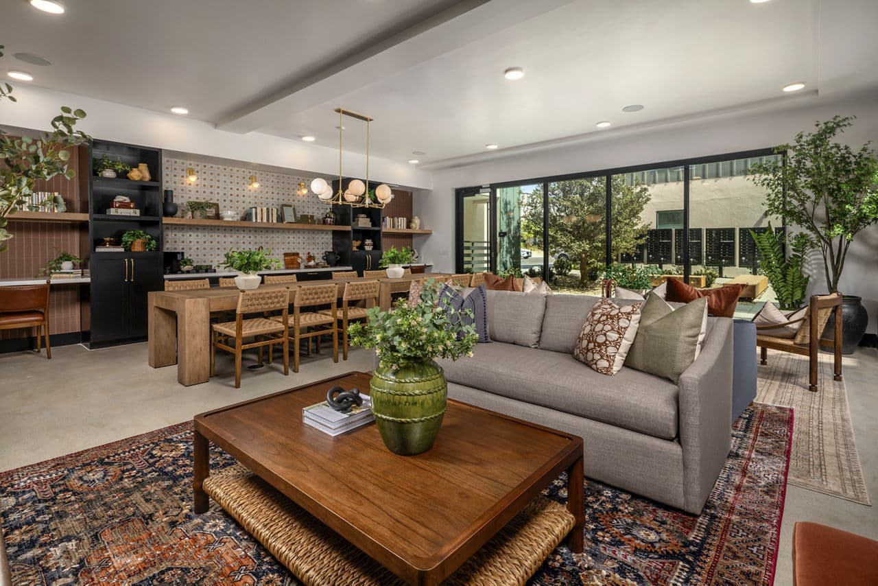 Sisal 8 of 25