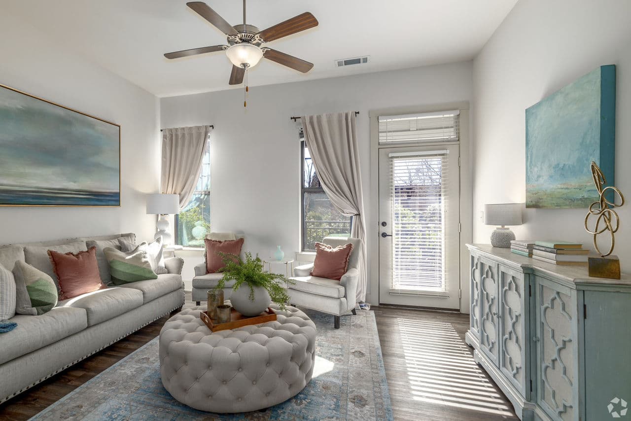 The Lexington Dilworth Charlotte Nc 25 of 32