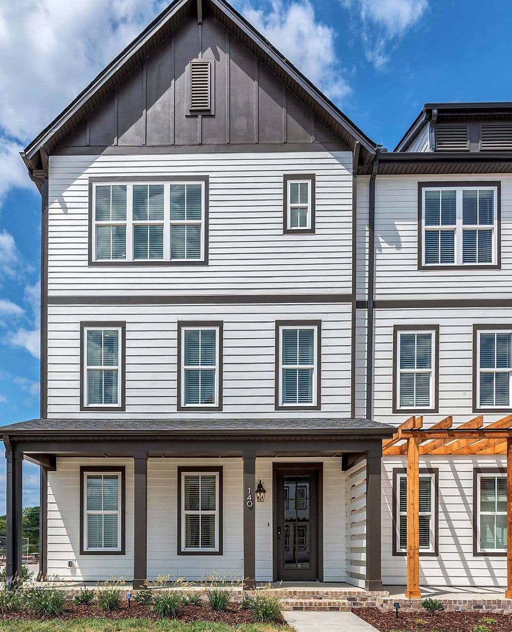 The Aria Townhomes 3 of 8