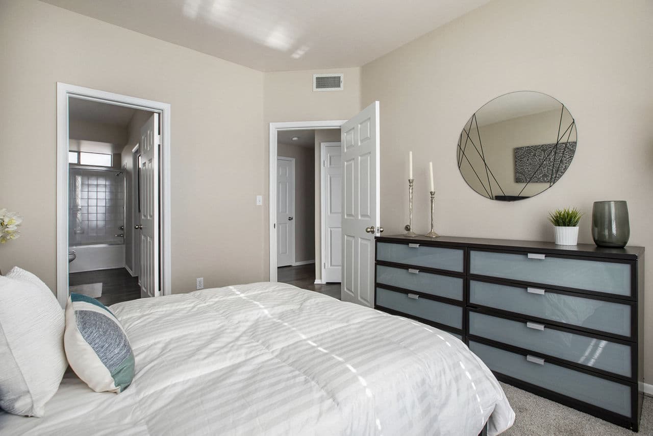 Monte Vista Apartments 23 of 25
