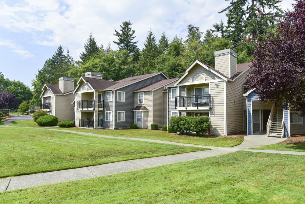 Bay Court At Harbour Pointe Apartments Mukilteo Wa 3 of 38