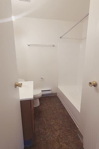 Eastridge Apartments 5 of 8