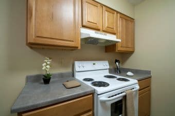 Glenwood Apartments 3 of 6